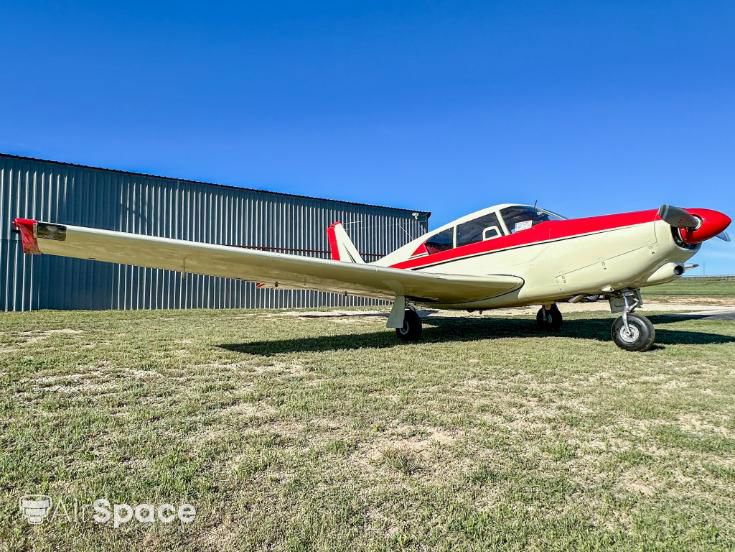 1960 Piper PA-24-180 Comanche