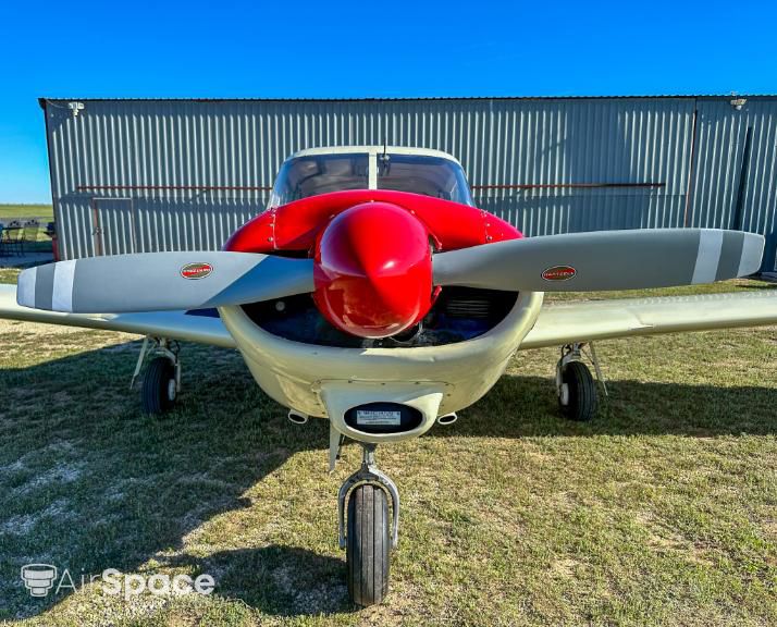 1960 Piper PA-24-180 Comanche - Exterior