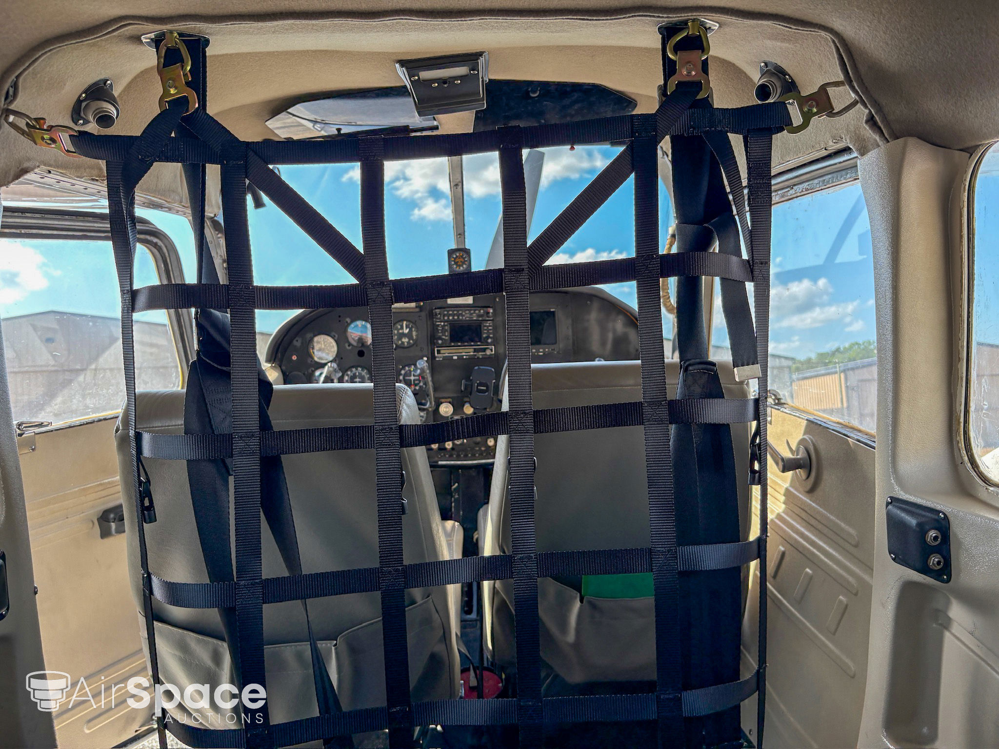 1963 Cessna 180F Skywagon - Interior