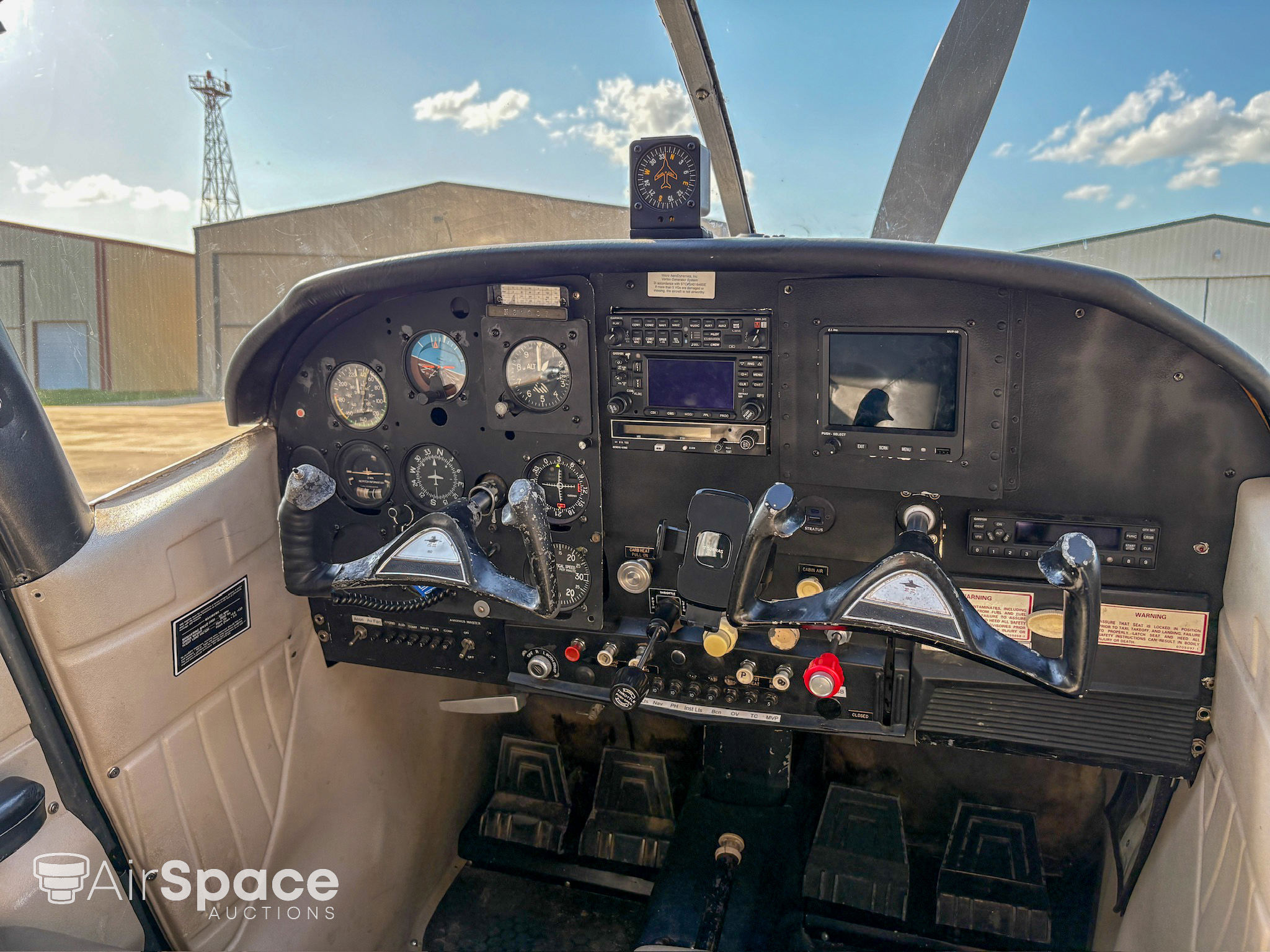 1963 Cessna 180F Skywagon - Interior