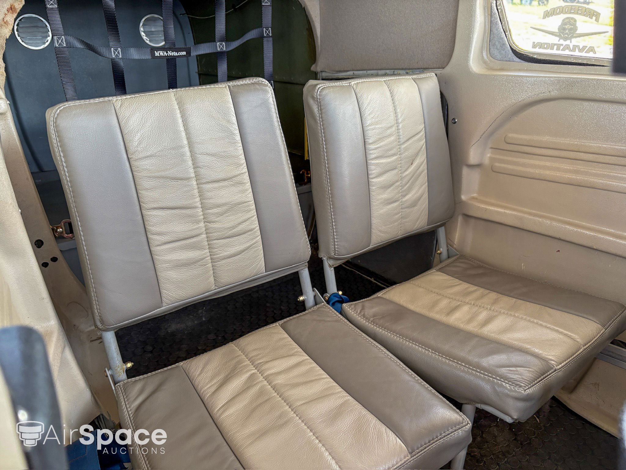 1963 Cessna 180F Skywagon - Interior
