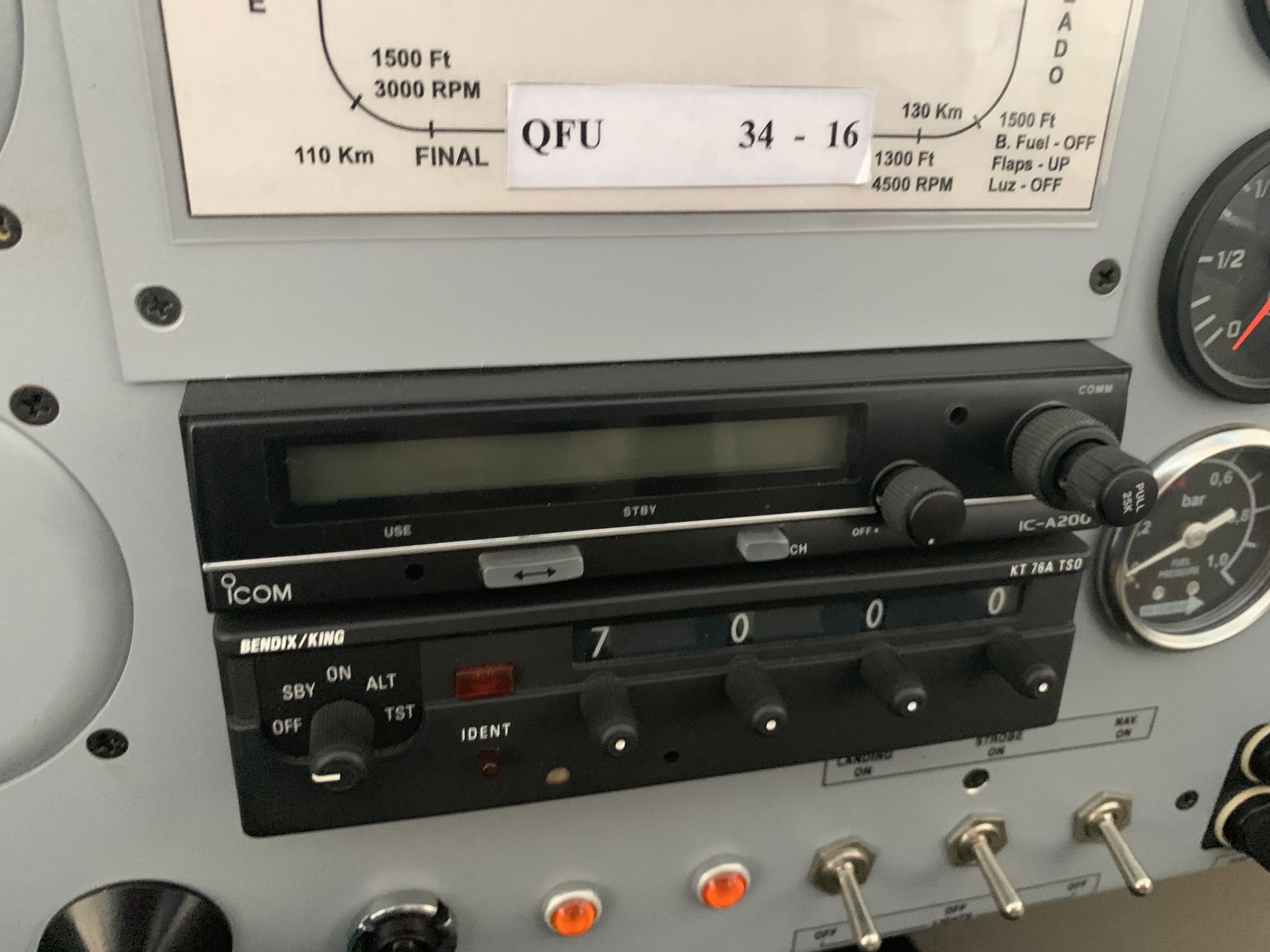 2006 Tecnam P2002 Sierra - Interior