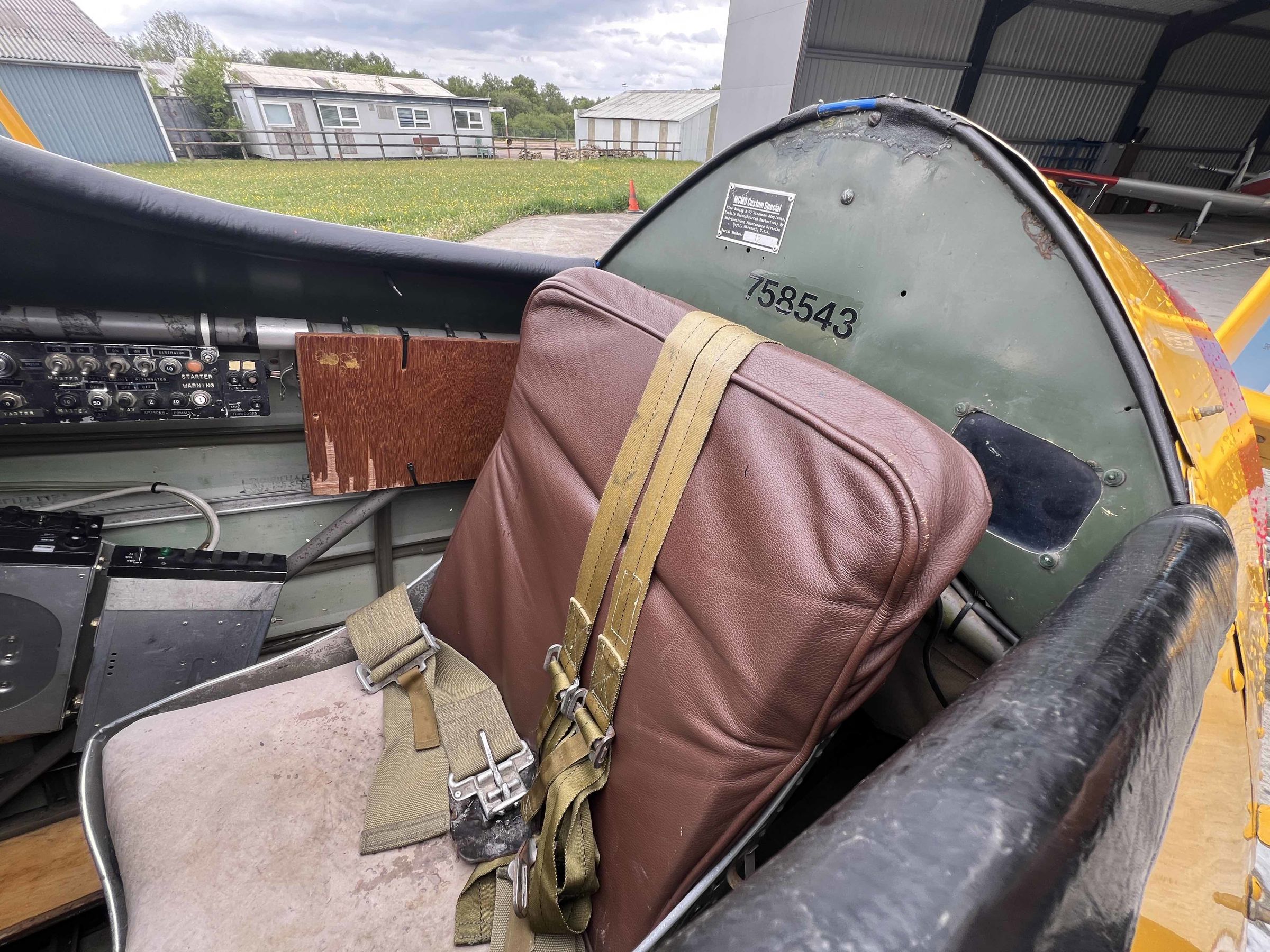 1940 Boeing Stearman A75-N1 - Interior