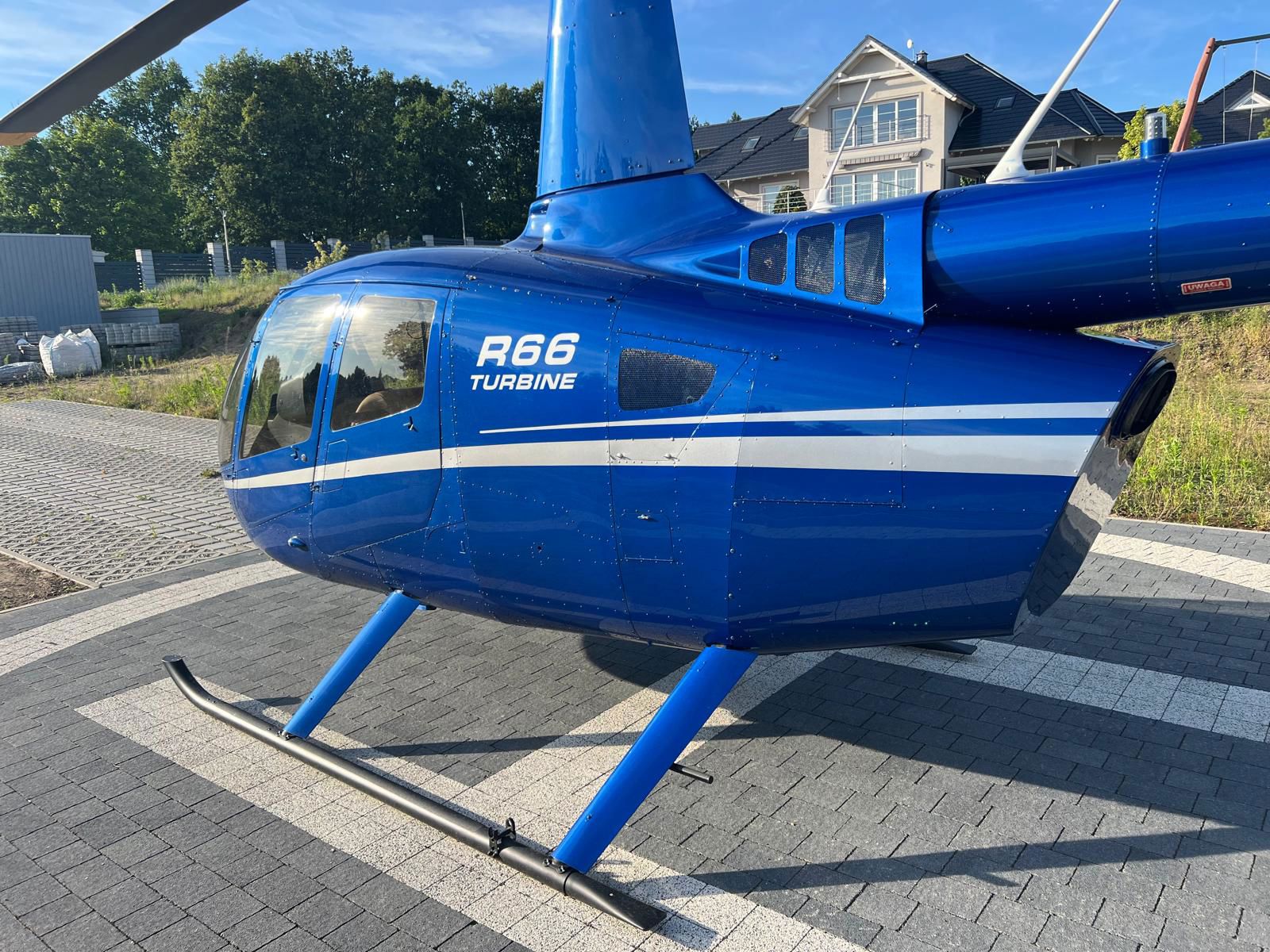 2021 Robinson R66 - Exterior