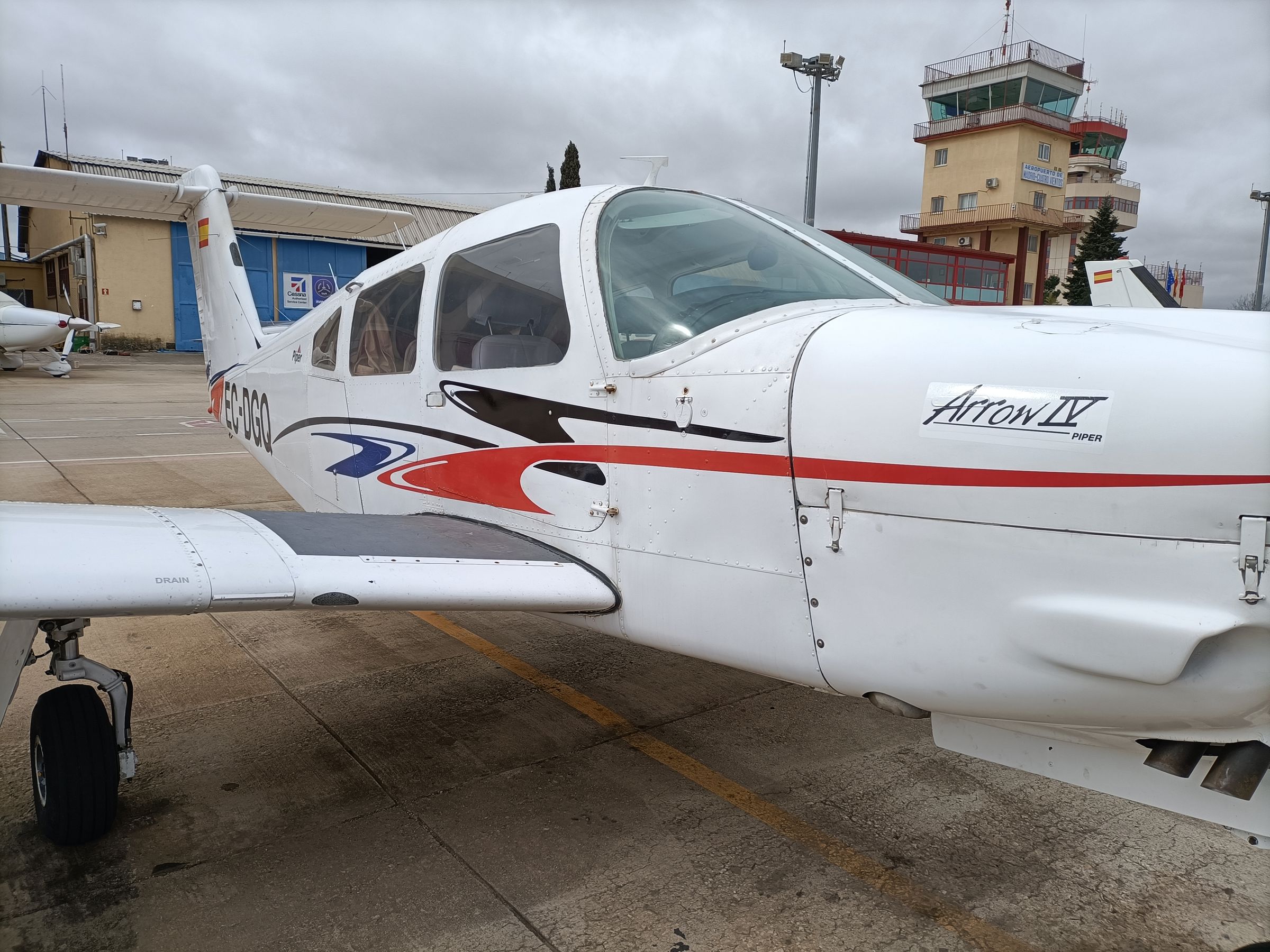 1979 Piper PA-28RT-201 Arrow IV - Exterior