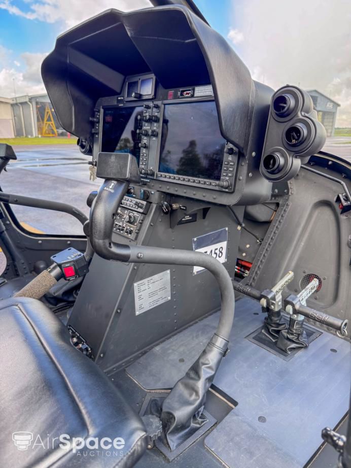 2023 Bell 505 Jet Ranger X - Interior