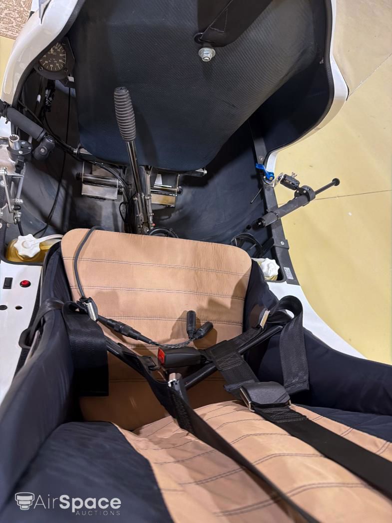 2024 MTO AutoGyro - Interior