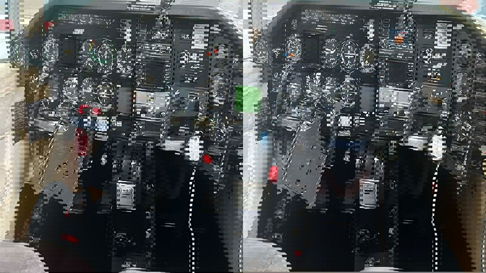 1977 Mooney M20J 201 - Interior