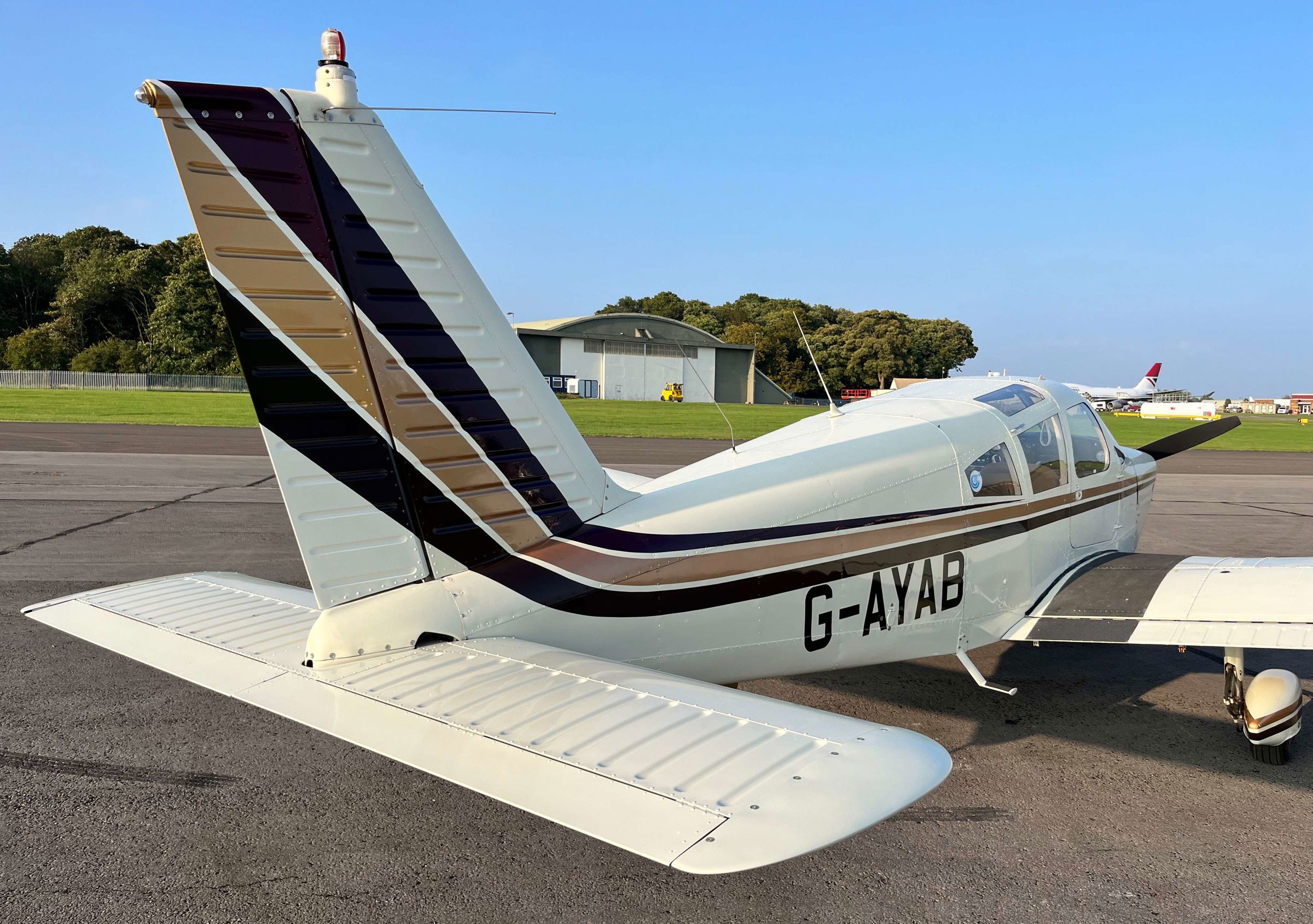 1970 Piper PA-28-180 Cherokee - Exterior