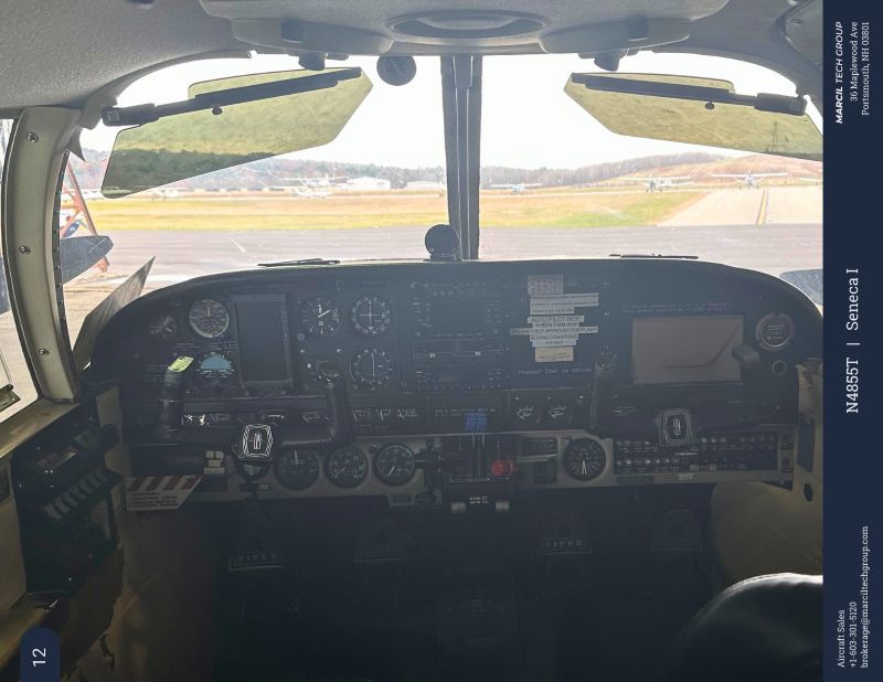 1972 Piper PA-34-200 Seneca - Interior