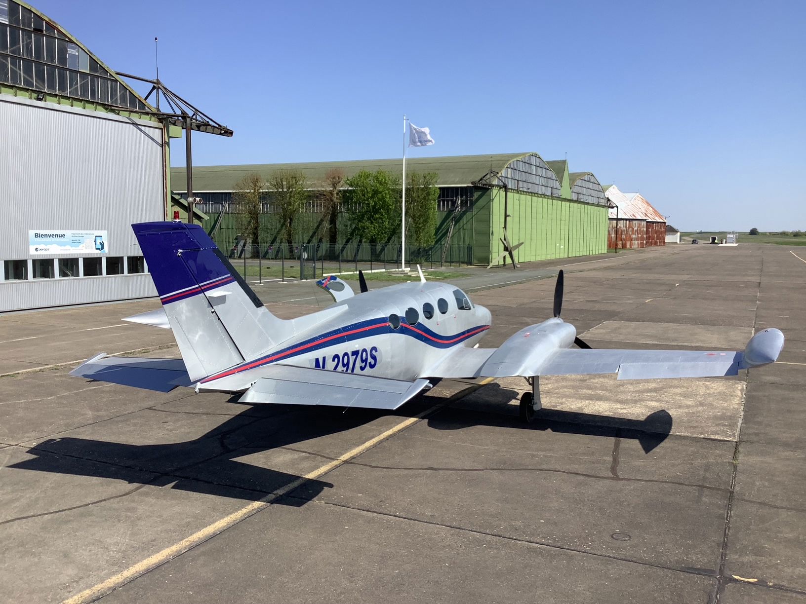 1967 Cessna 411A - Exterior