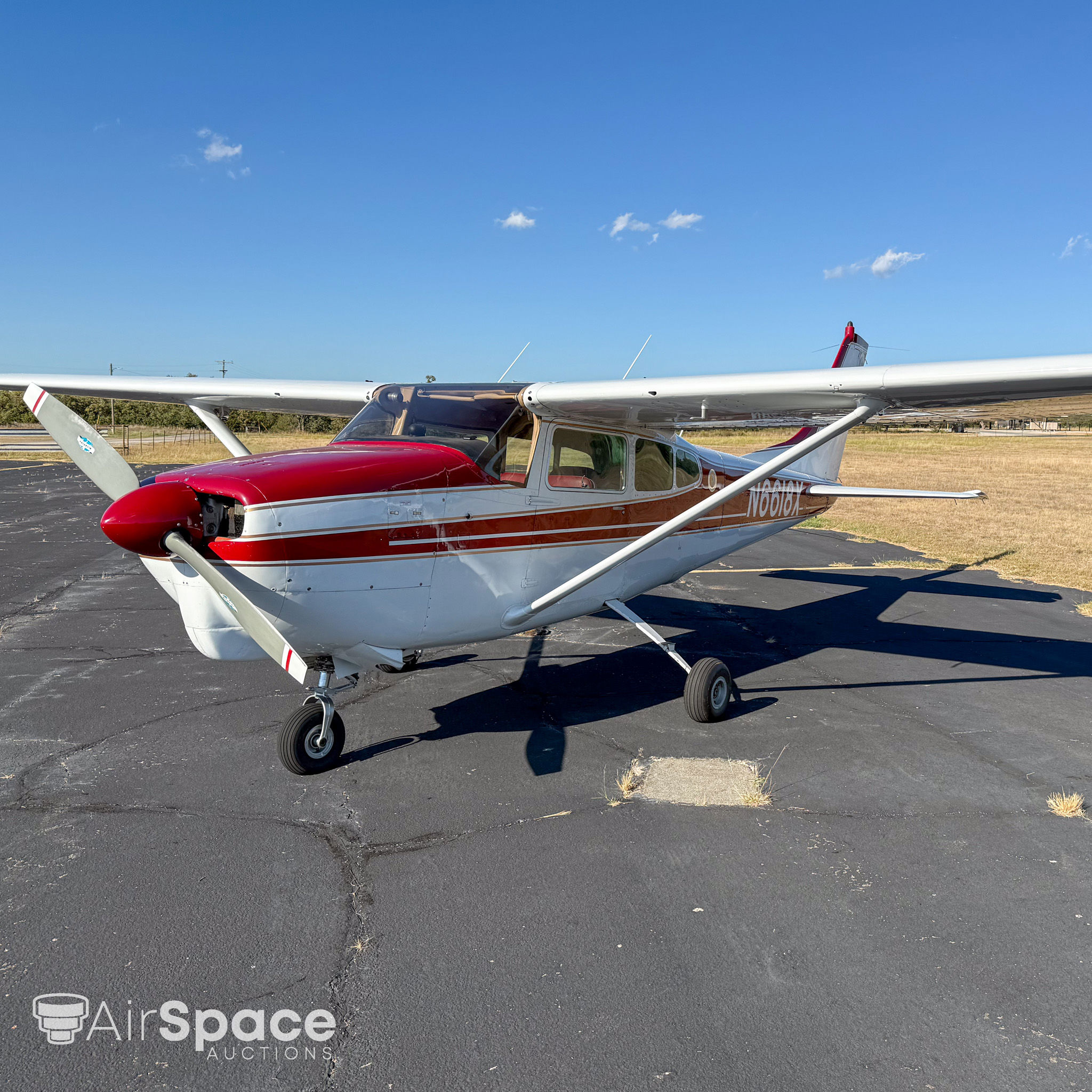1960 Cessna 210A - Exterior