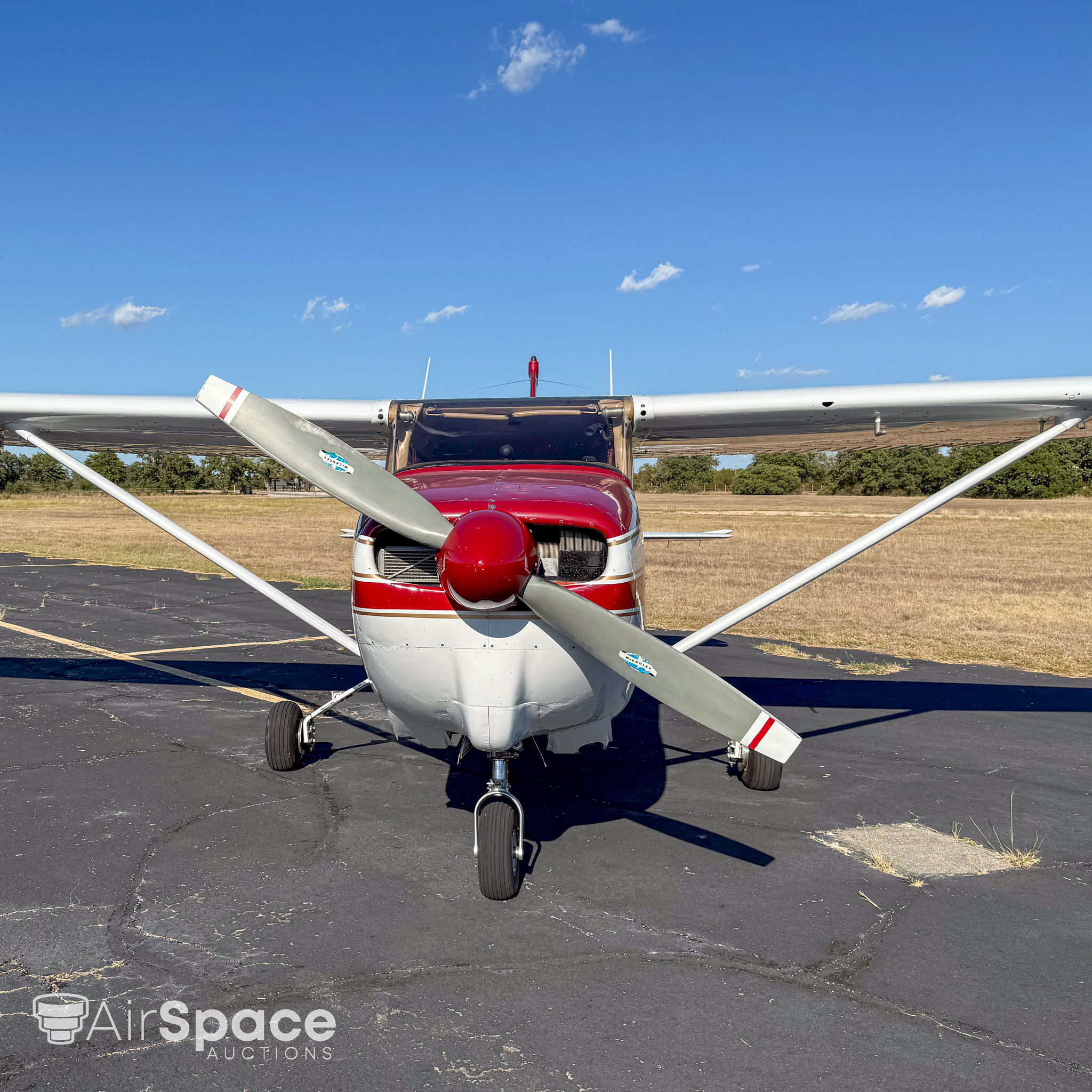 1960 Cessna 210A - Exterior