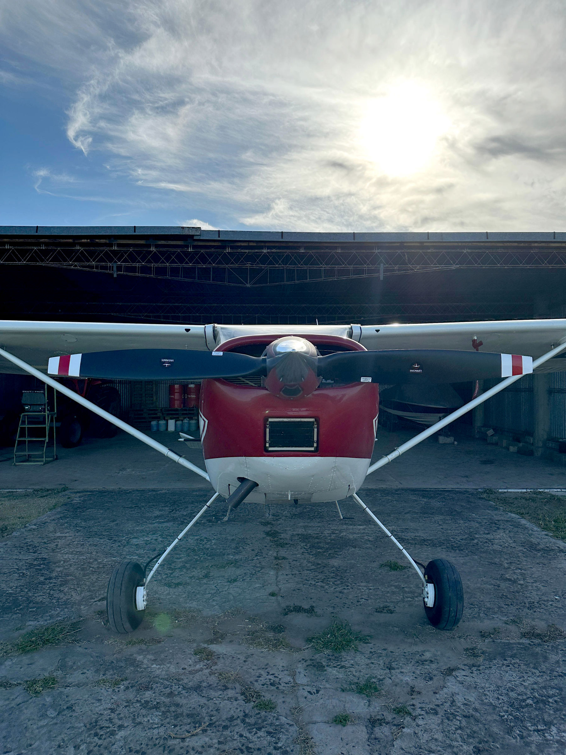 1967 Cessna 180H Skywagon - Exterior