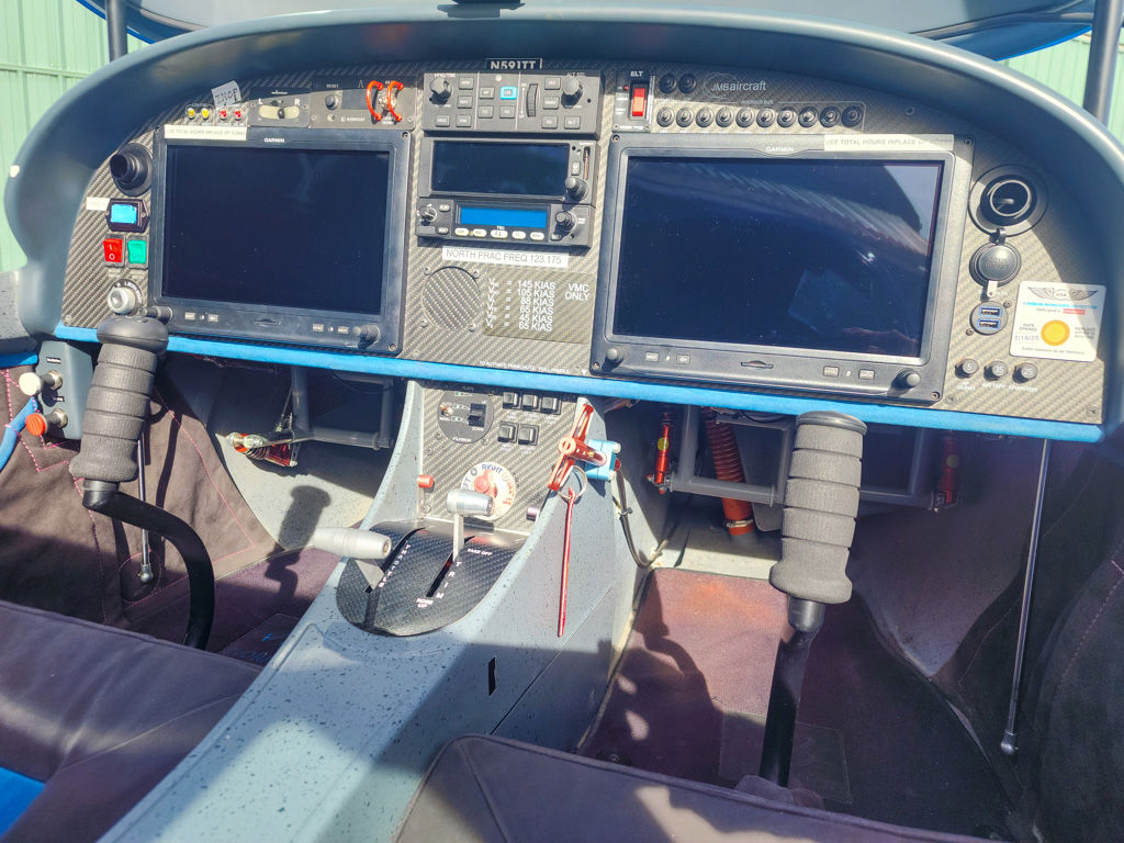 2023 JMB VL-3 RG 912ULS - Interior