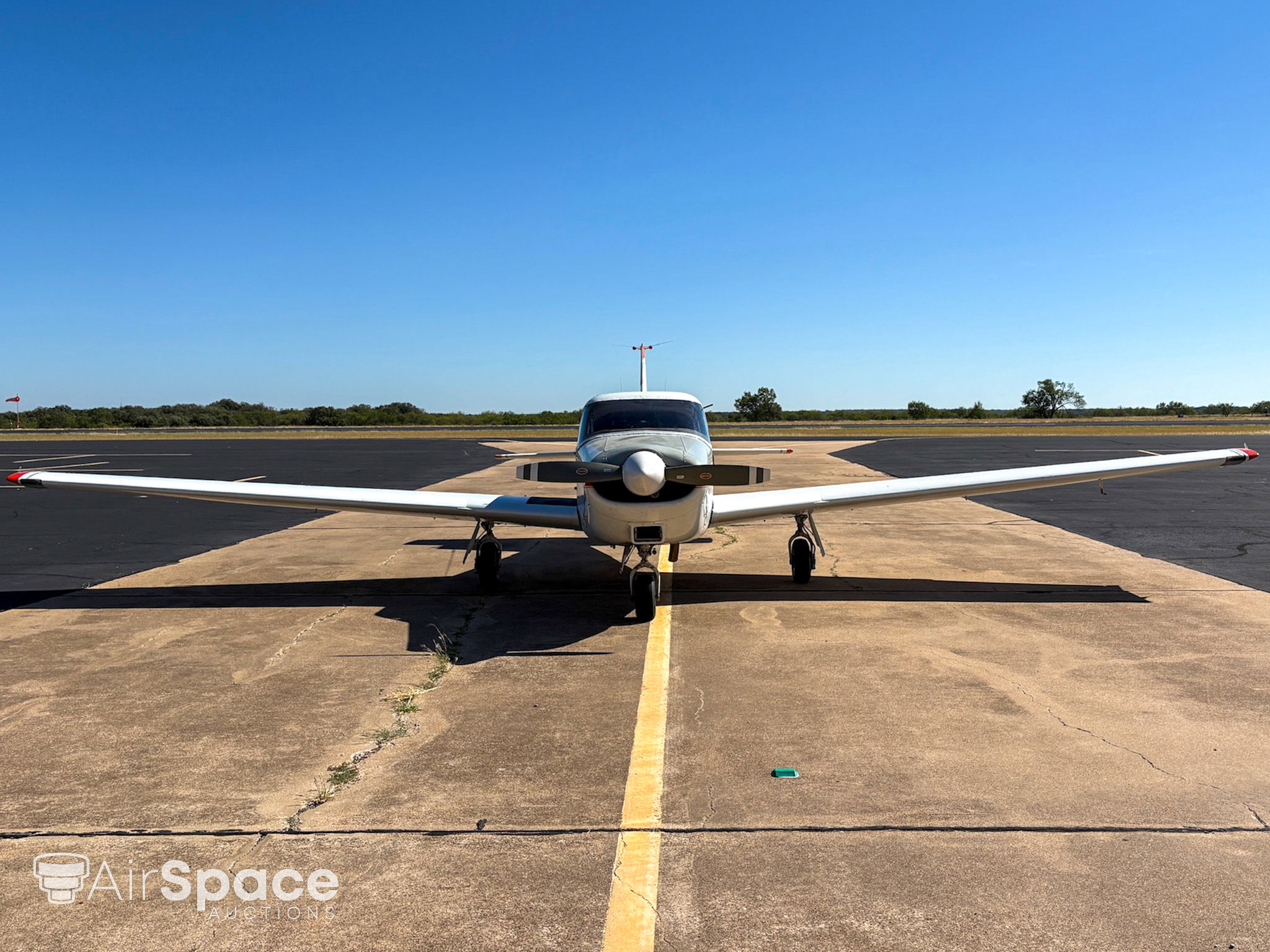 1959 Piper PA-24-180 Comanche - Exterior