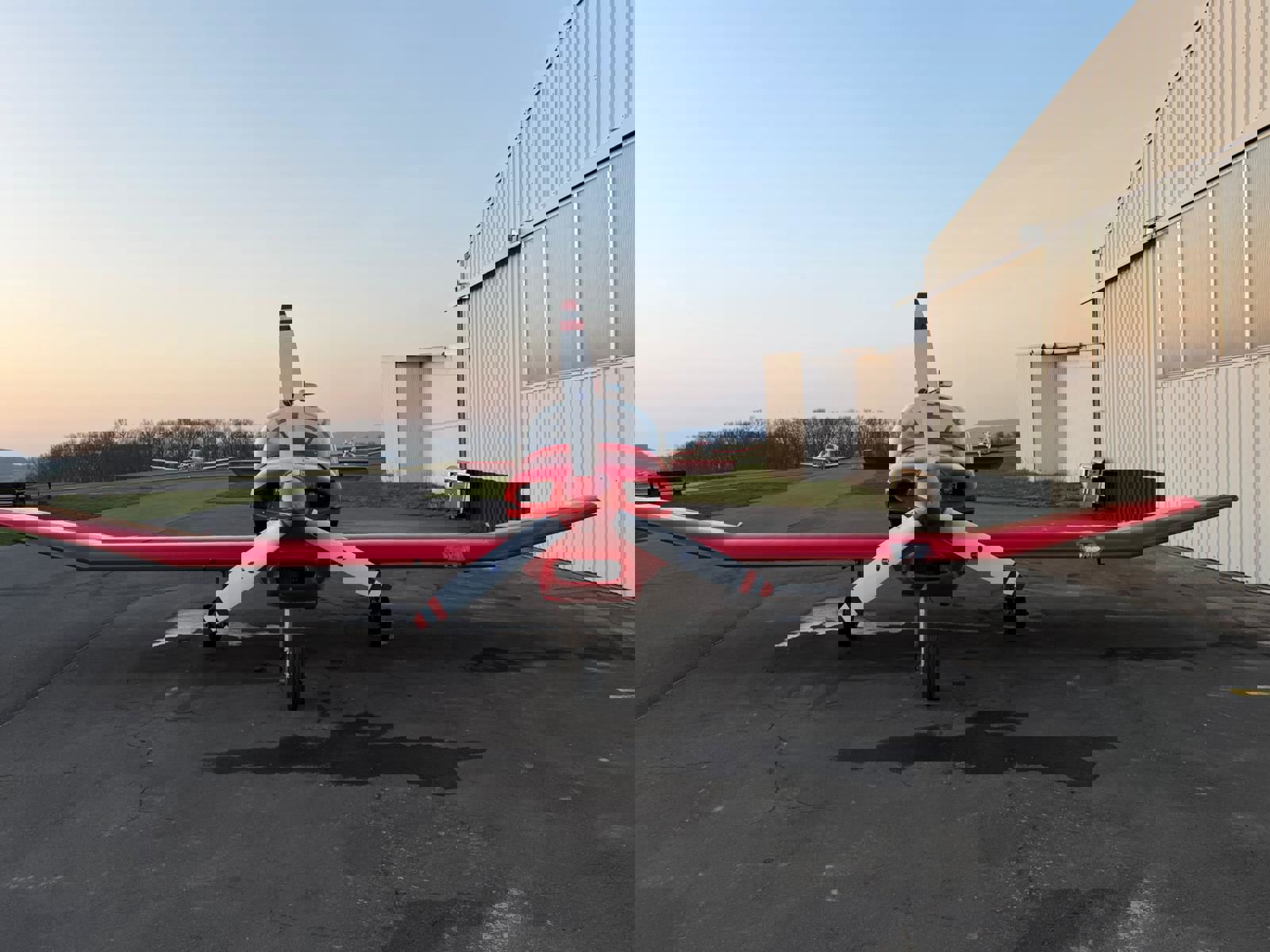 1988 Robin DR400-235 - Exterior