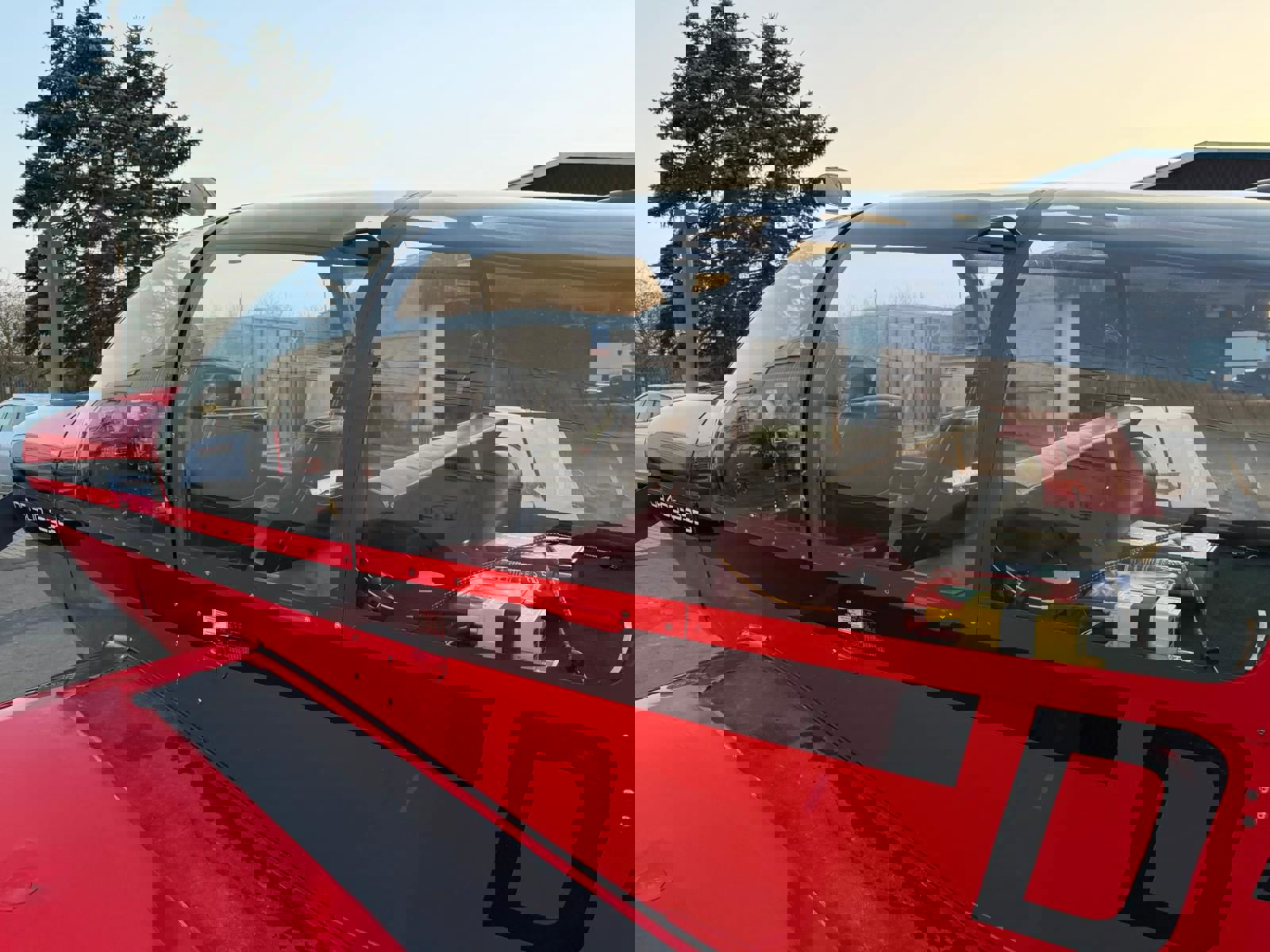 1988 Robin DR400-235 - Exterior