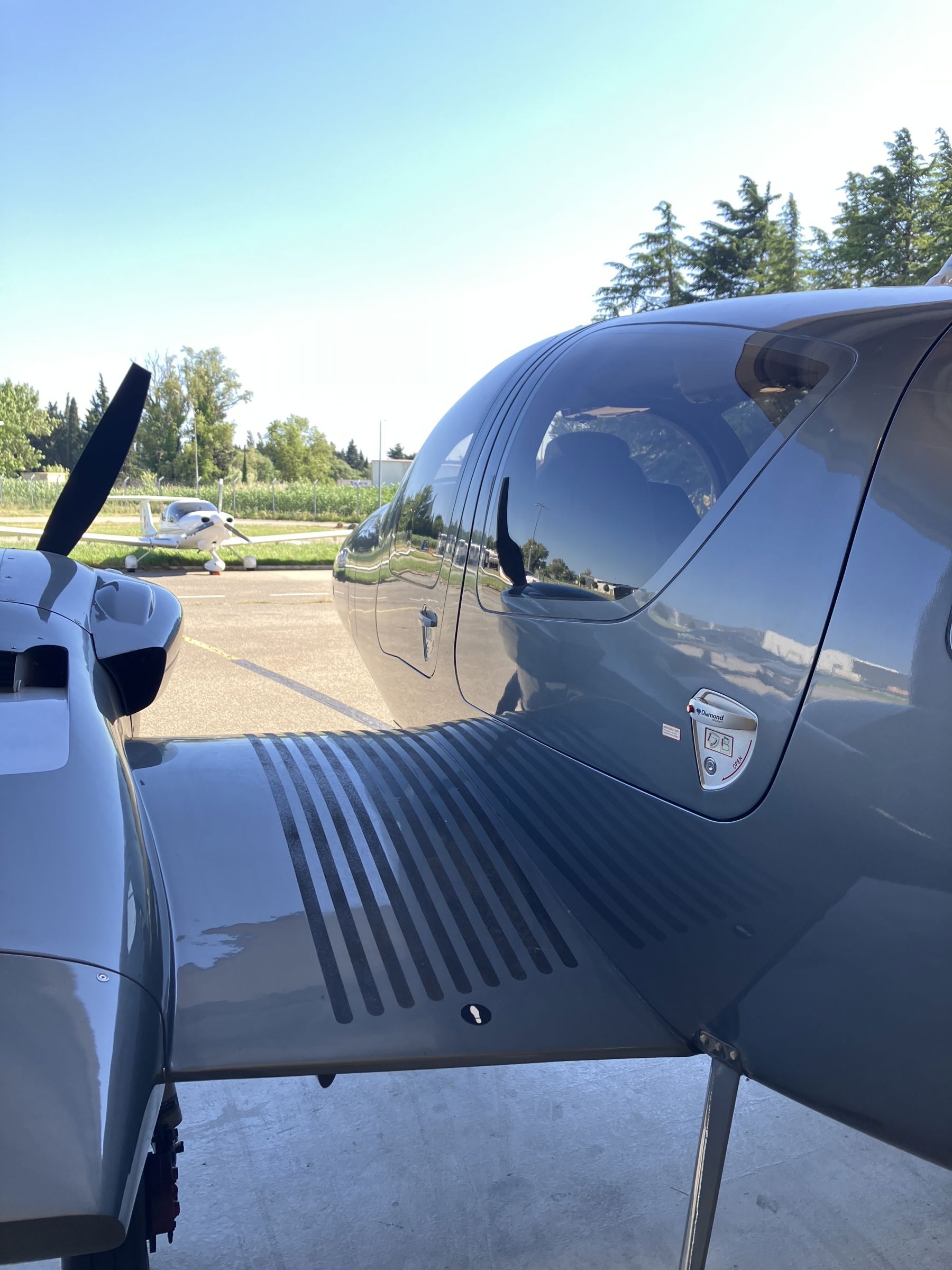 2021 Diamond DA62 - Exterior