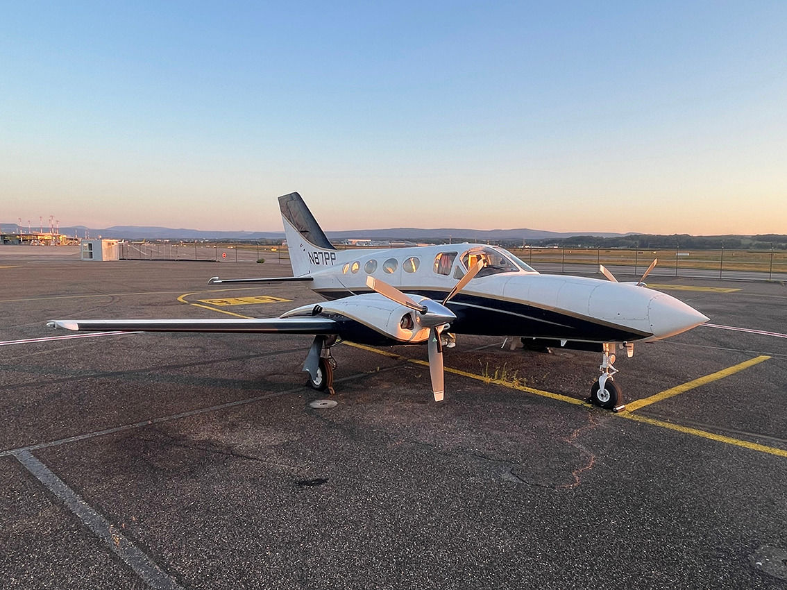 1977 Cessna 421 - Exterior