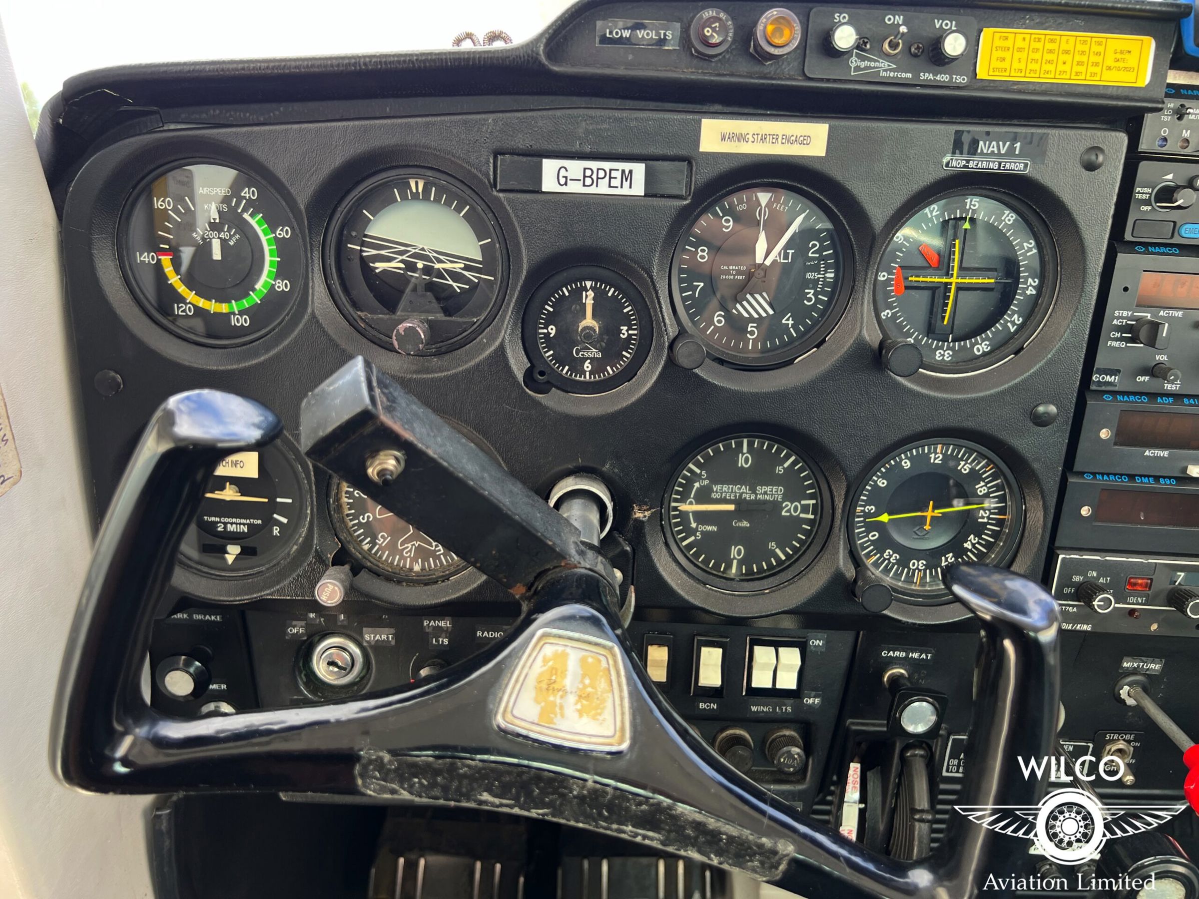 1970 Cessna 150K - Interior