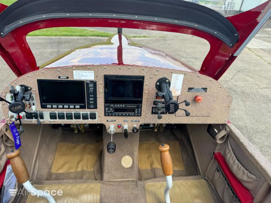 2011 Van's RV-12 - Interior