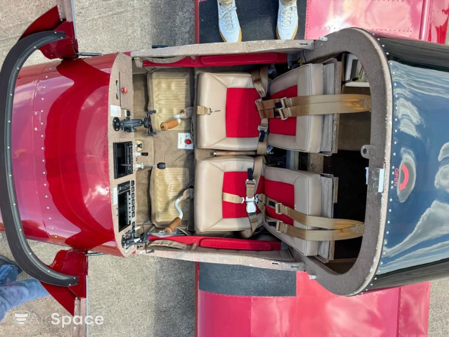 2011 Van's RV-12 - Interior