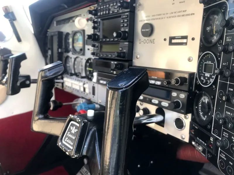 1987 Mooney M20J 201 - Interior