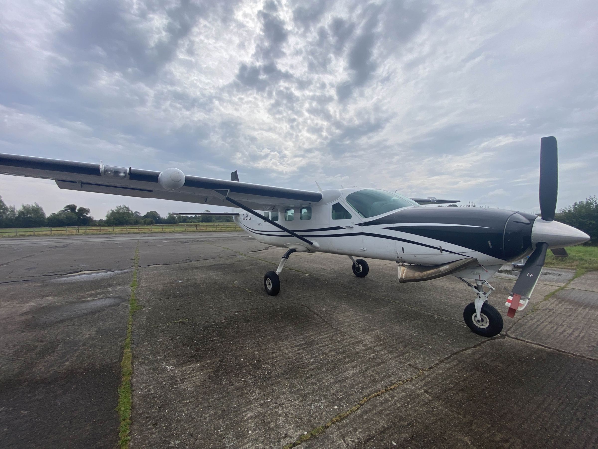 2002 Cessna 208B Grand Caravan - Exterior