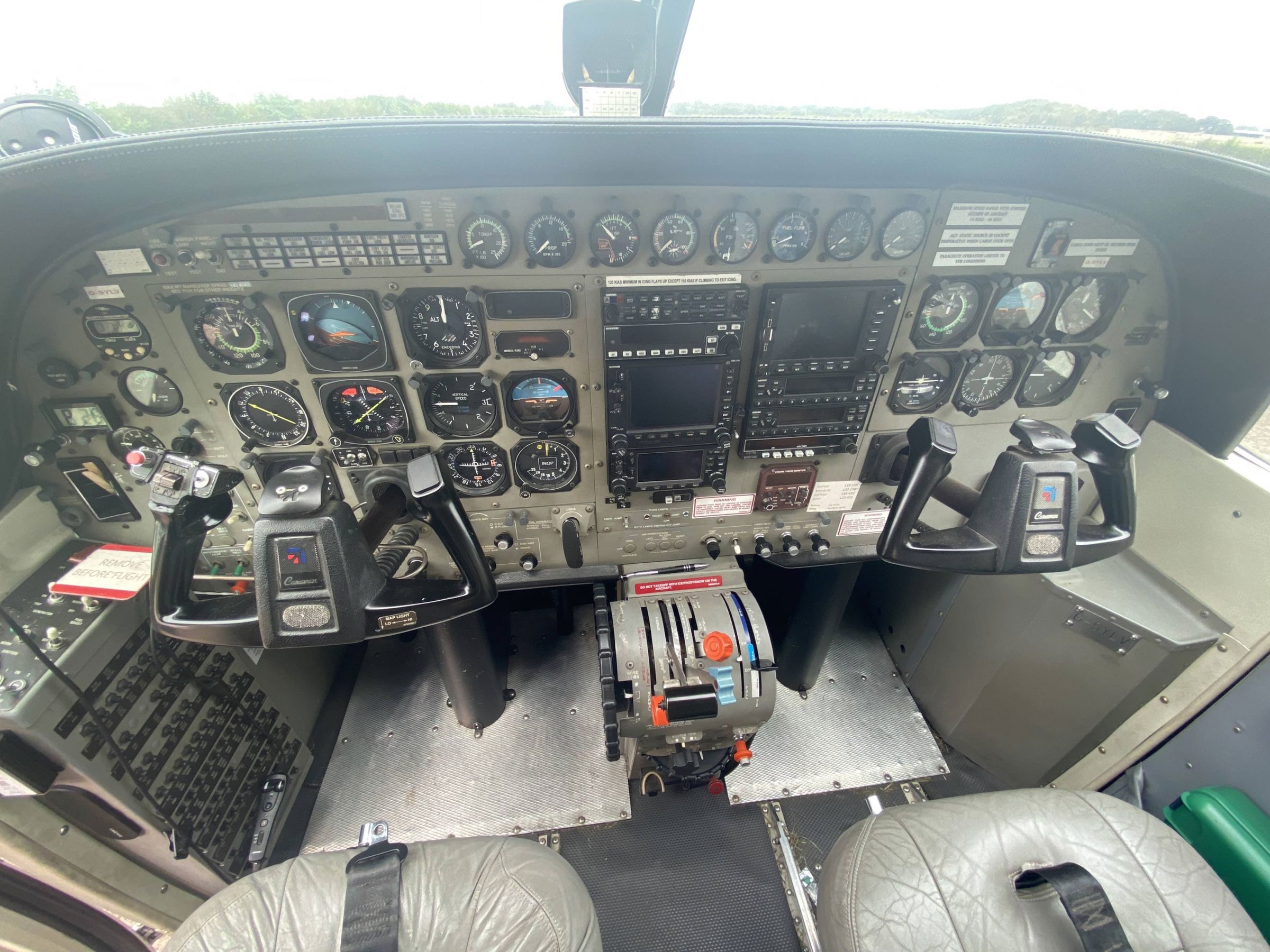 2002 Cessna 208B Grand Caravan - Interior