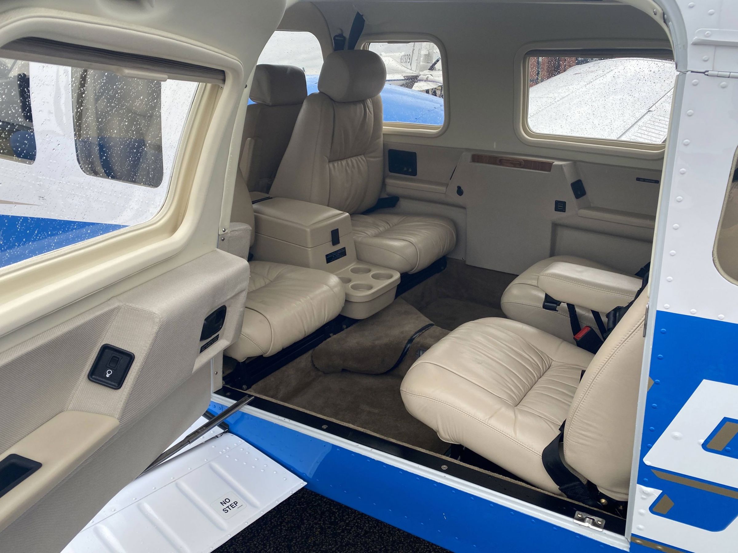 2014 Piper PA-34-220T Seneca V - Interior