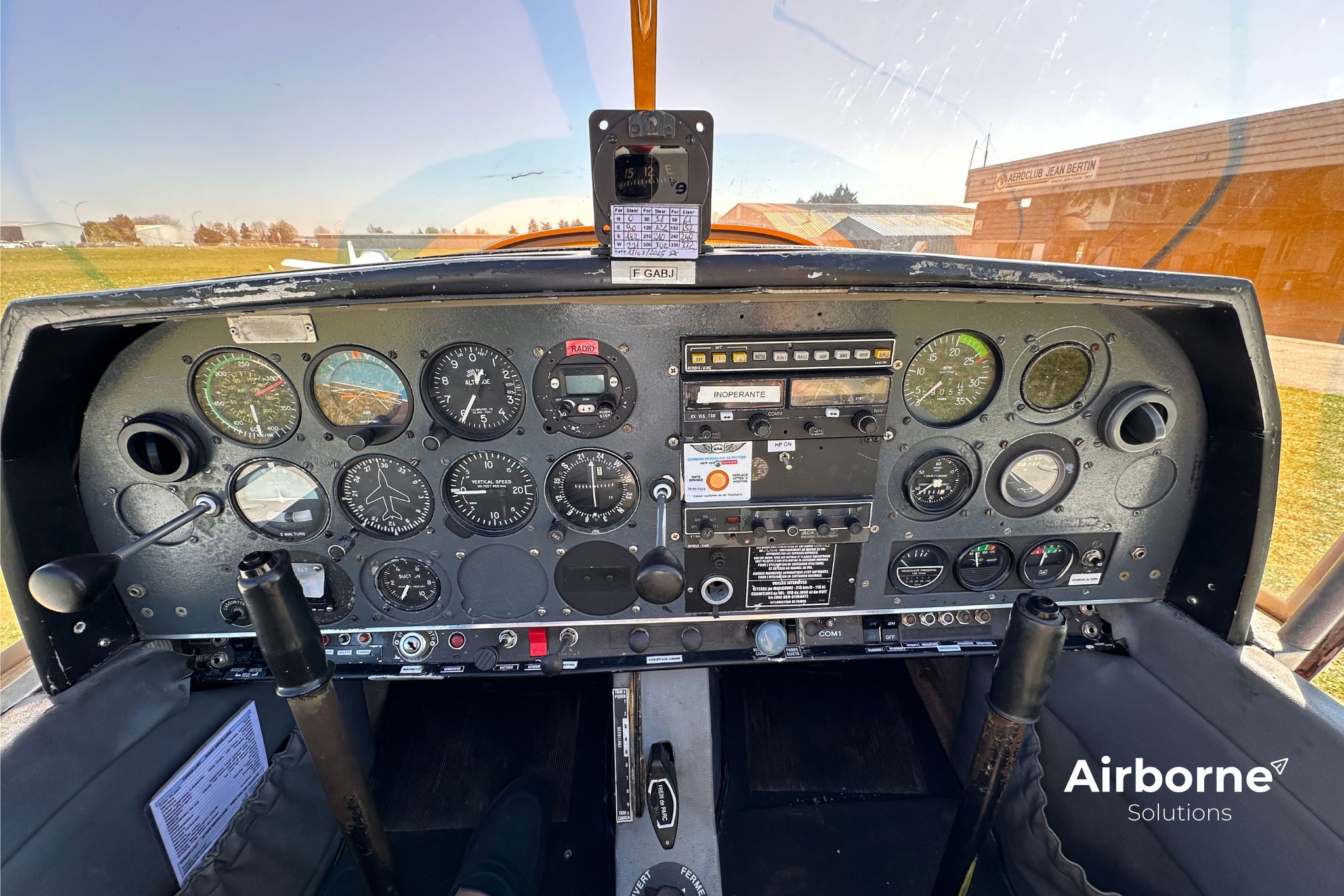 1970 Robin DR-400 108 Dauphin 80 2+2 - Interior