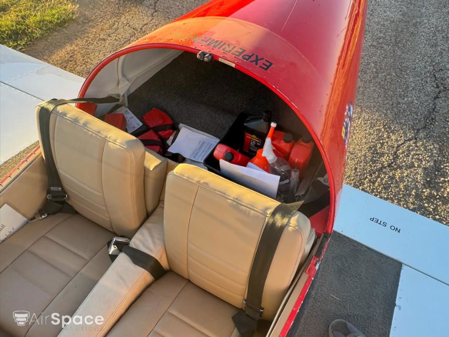 2011 Zodiac 601XL - Interior