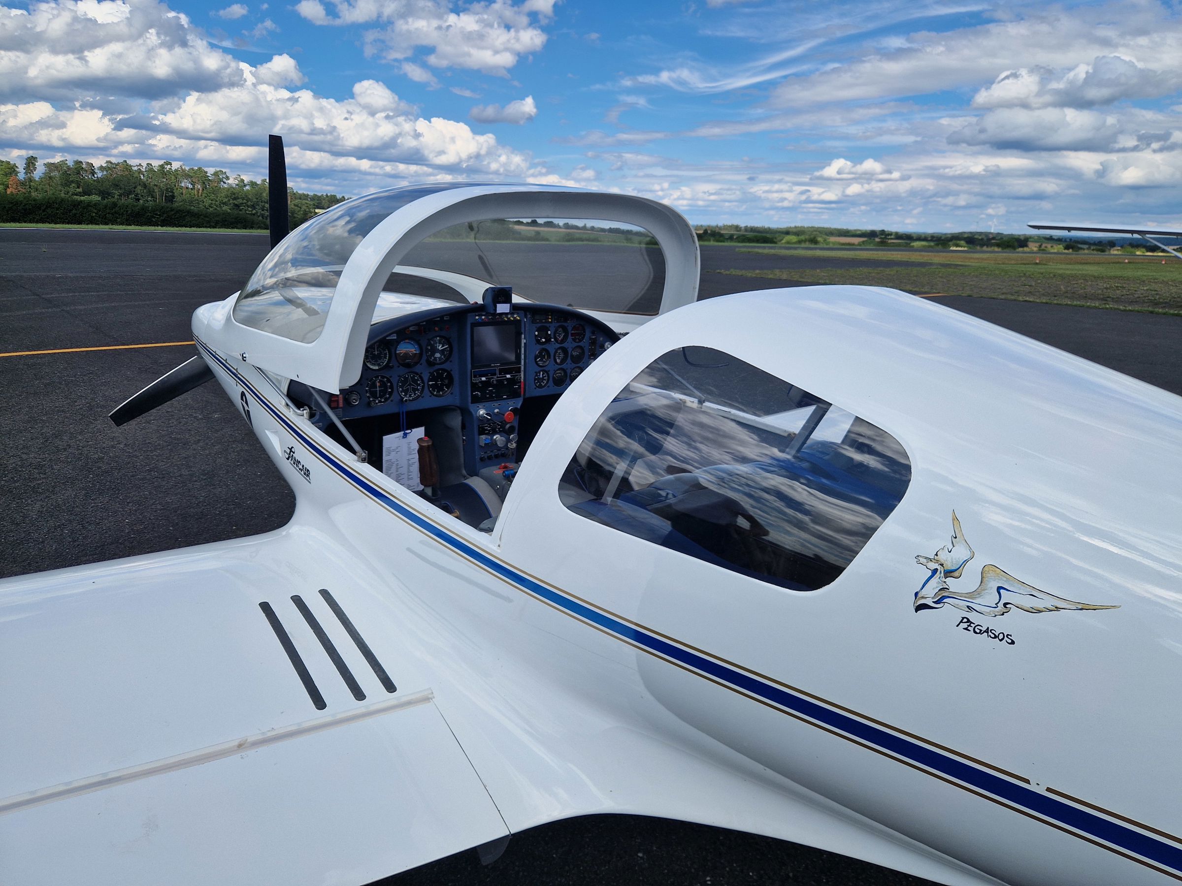 1990 Lancair 235 - Exterior