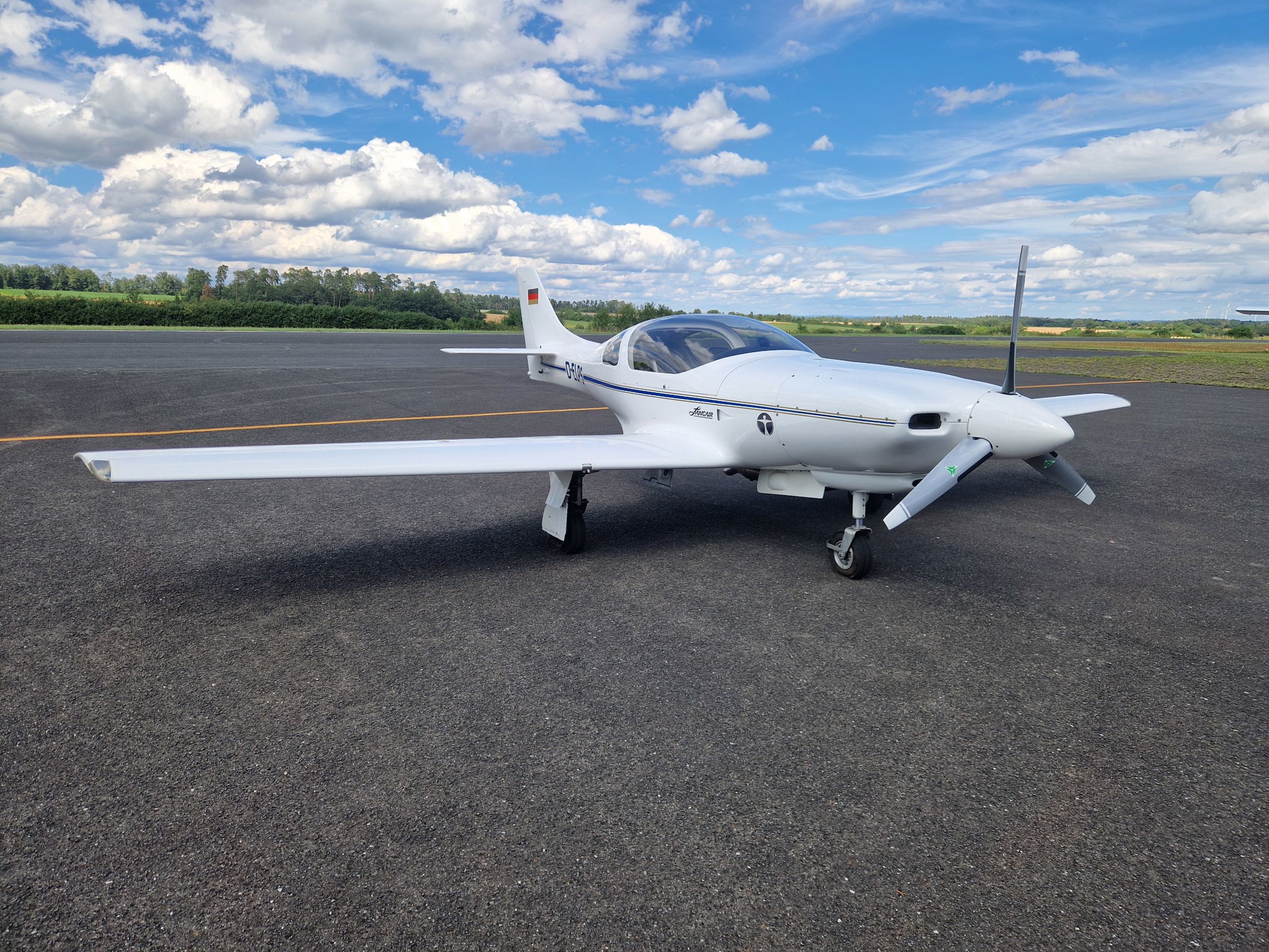 1990 Lancair 235