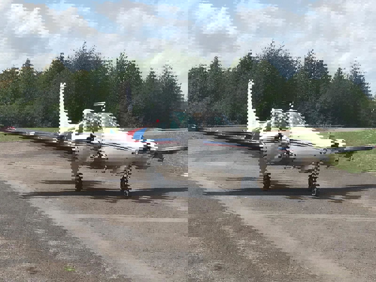 1964 Beechcraft 95 Travel Air Model 95 - Exterior