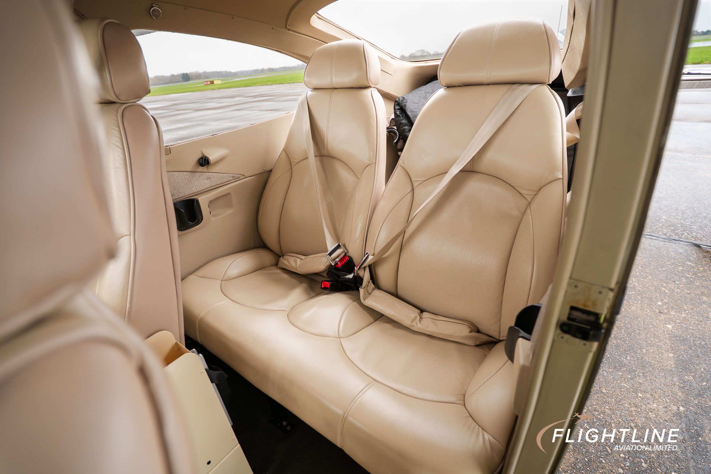2007 Cessna T182T Skylane - Interior