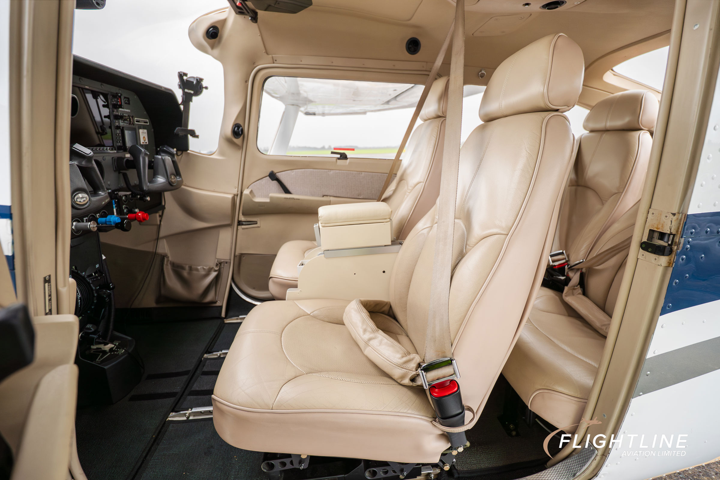 2007 Cessna T182T Skylane - Interior