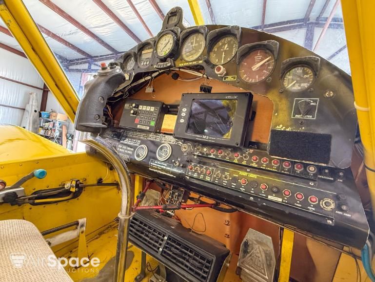 1992 Air Tractor AT-401 - Interior