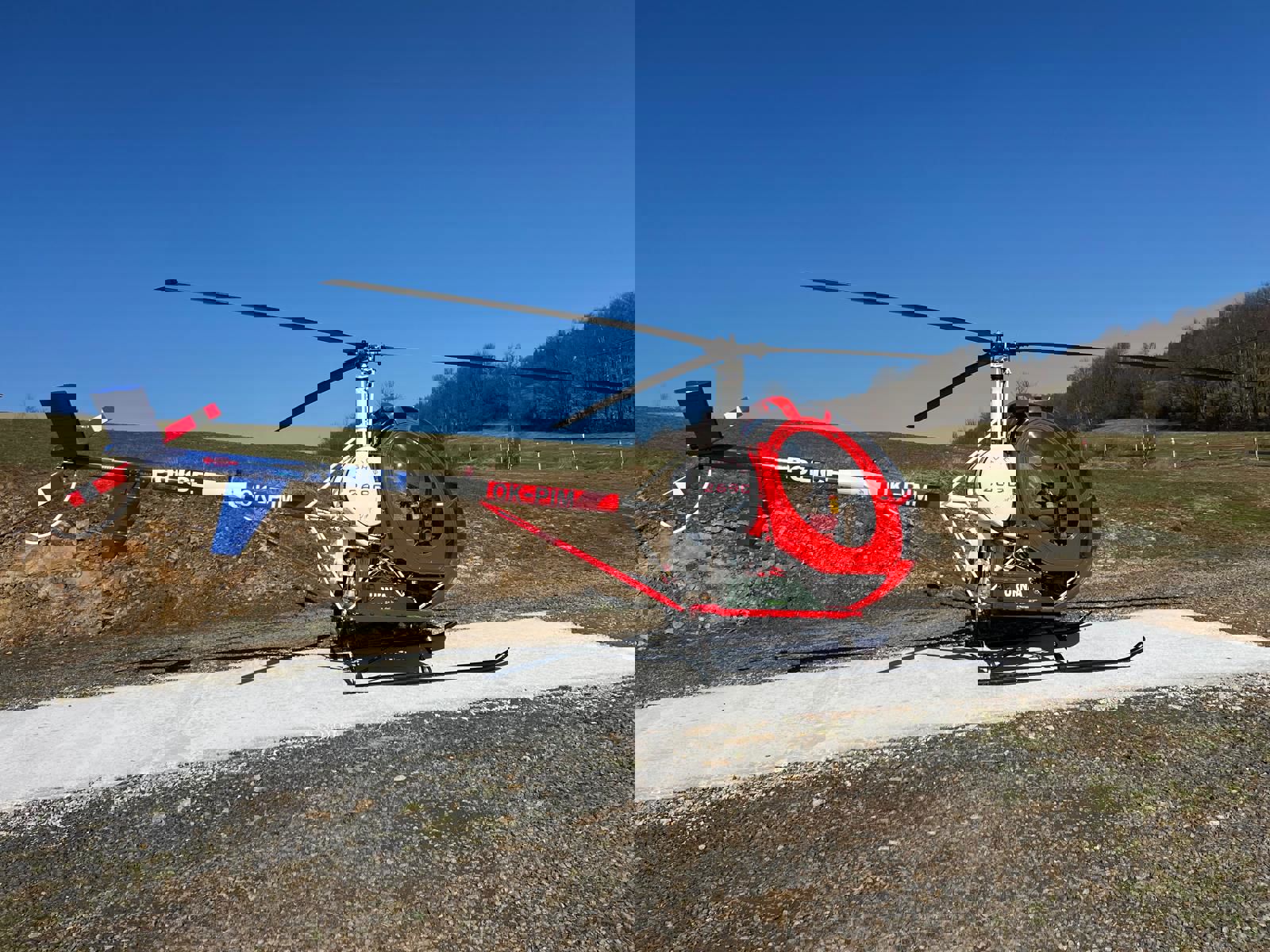 1985 Schweizer 269C - Exterior