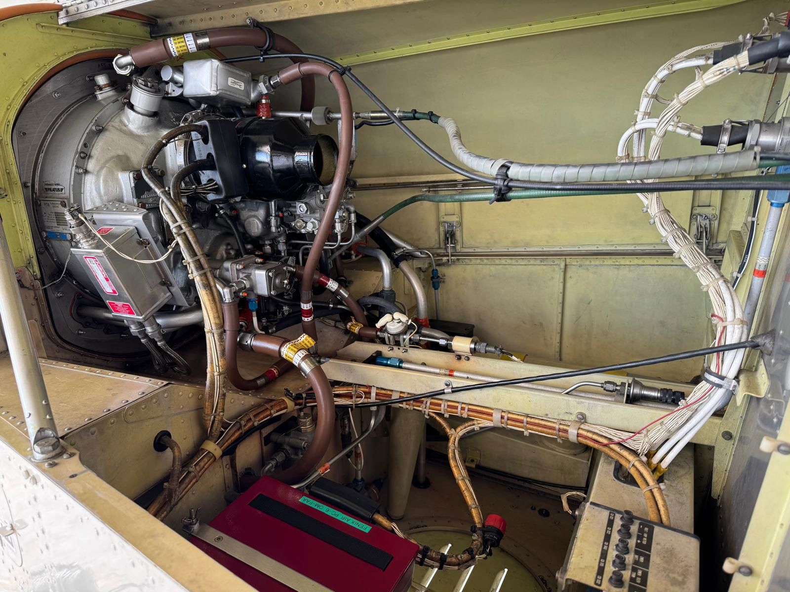 1986 Pilatus PC-6/B Turbo-Porter - Interior