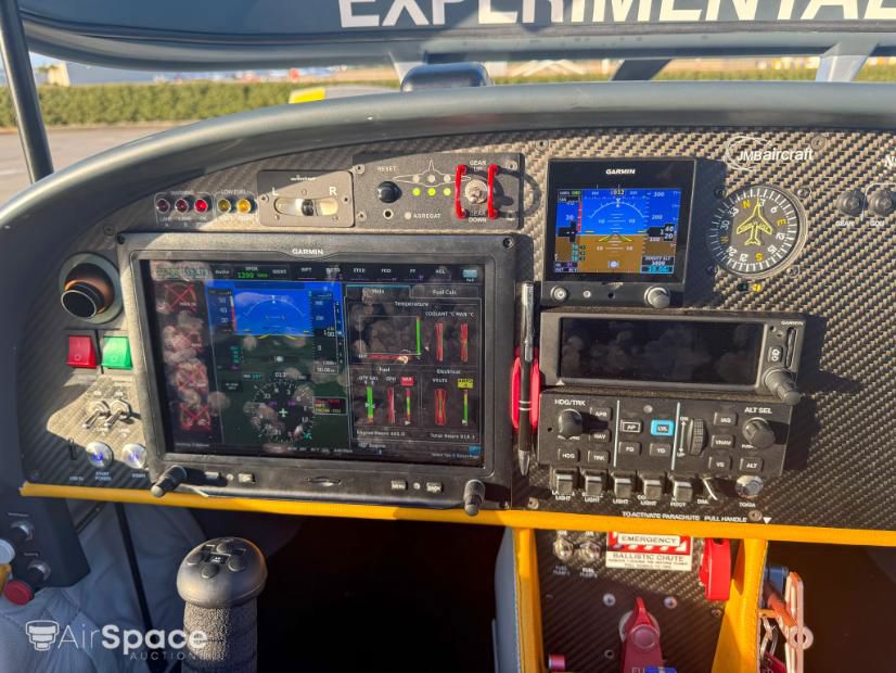 2020 JMB VL-3TE-915 - Interior