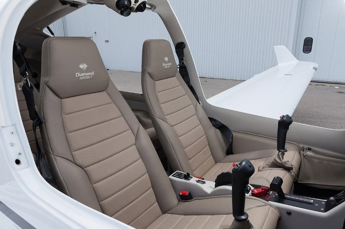 2026 Diamond DA40 NG - Interior