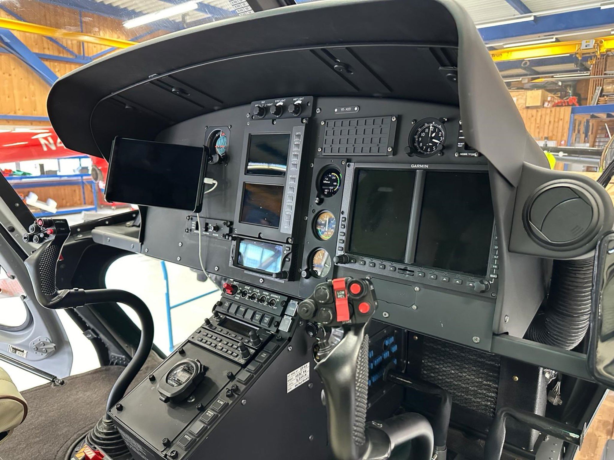 2020 Airbus Helicopters H125 Ecureuil - Interior