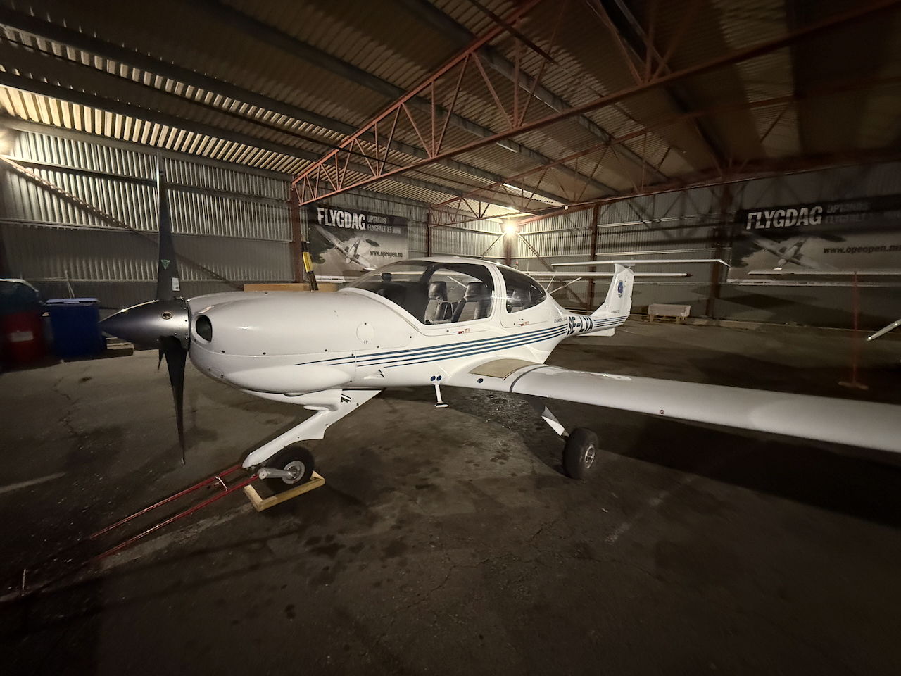 2004 Diamond DA40 D