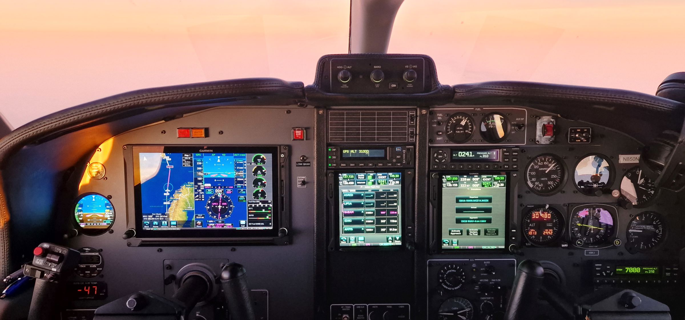 2007 Socata TBM 850 - Interior