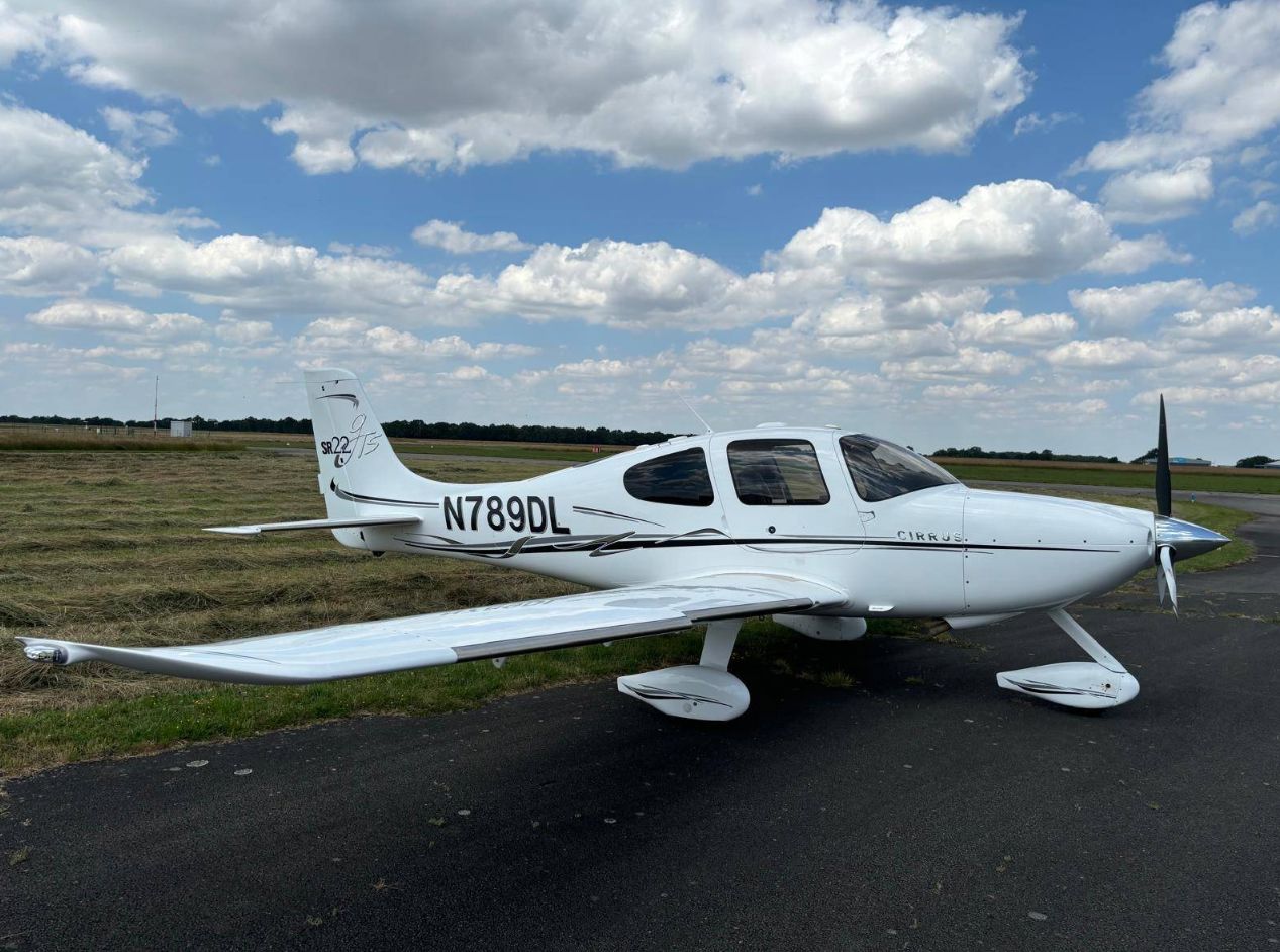 2006 Cirrus SR22 G2 GTS - Exterior