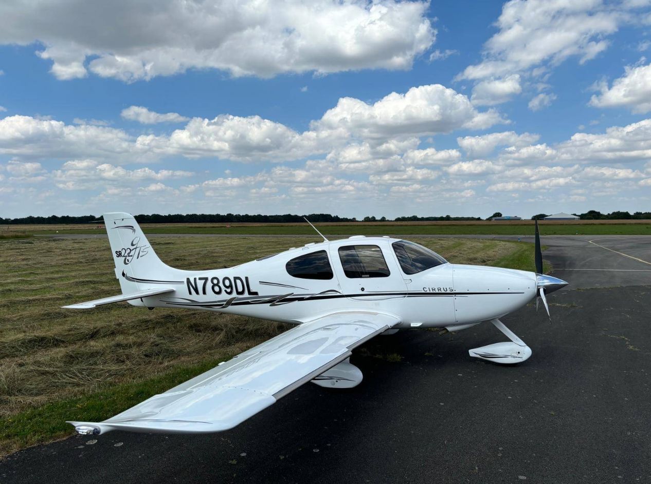 2006 Cirrus SR22 G2 GTS - Exterior