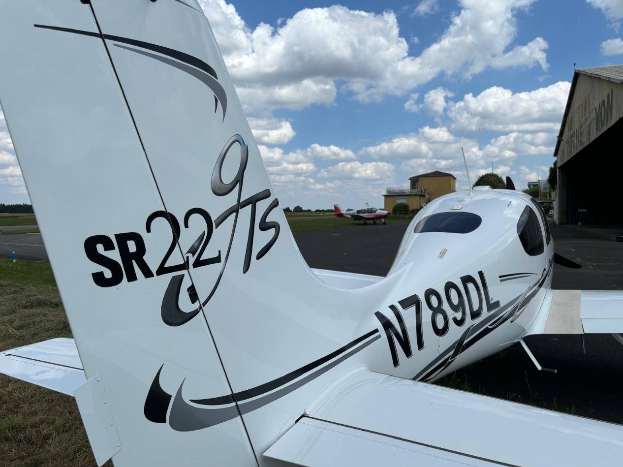 2006 Cirrus SR22 G2 GTS