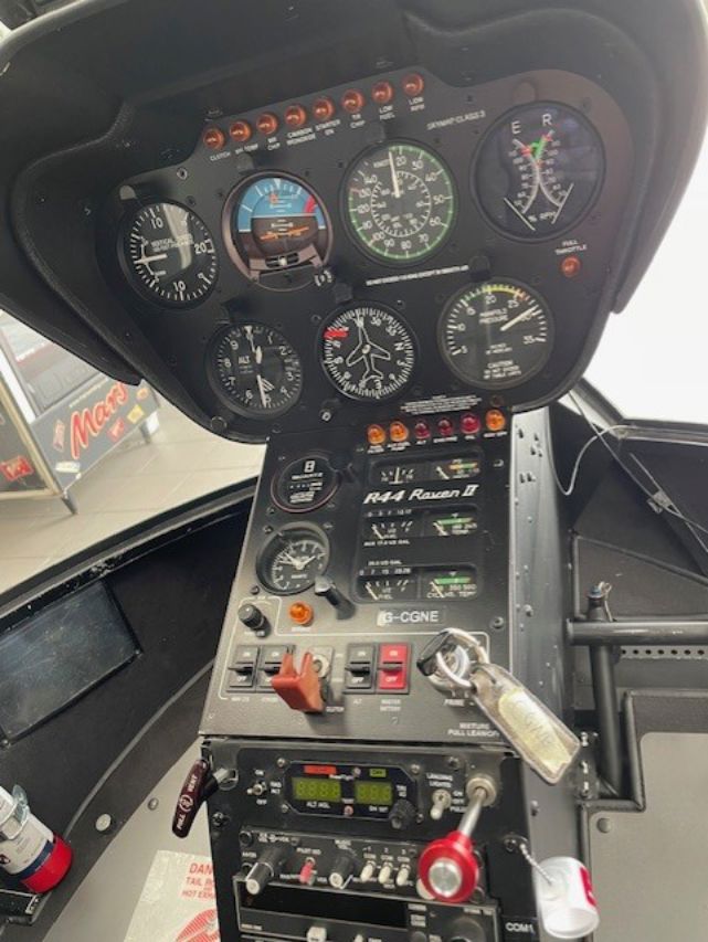 2010 Robinson R44 Raven II - Interior
